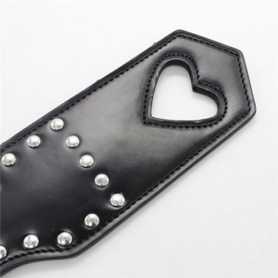 Packa Heart Paddle 31 cm, czarna z otworem w kształcie serca - 1 2