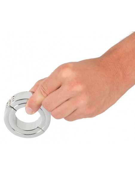 Pierścień erekcyjny Rebel Lockable Ball Stretcher - Pierścienie erekcyjne niewibrujące - 1