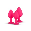 Zestaw korków analnych Plug-Diamond Plug Set-Pink z silikonu medycznego, trzy stopniowane rozmiary 7-9,3 cm i średnice 2,7-4 cm, - 4