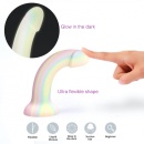 Dildo silikonowe Dildolls Fantasia z podstawą ssącą i efektem świecenia w ciemności - 17,6 cm - 2