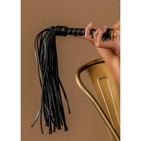 Studded Whip Black - 3