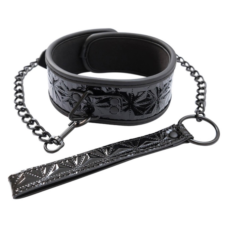 Collar with detachable leash - 1