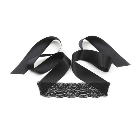 Koronkowy zestaw bondage Lace Me Up – czarny, 3-elementowy - 2