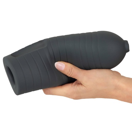 Rękaw Performance Sleeve XL do masturbatora Suck-O-Mat 3 - elastyczny silikon/PU, długość całkowita 21 cm, średnica otworu 3,1 c - 7