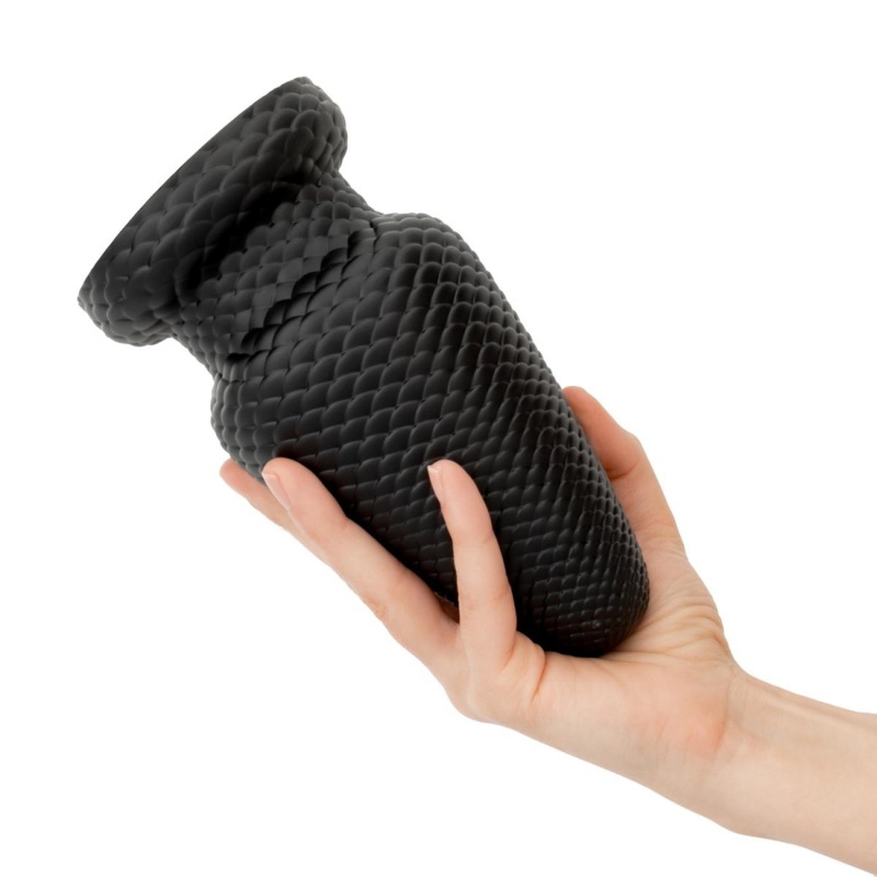Duży korek analny Cold Blooded z łuskowatą teksturą i przyssawką 15,2 x 9,9 cm - 2