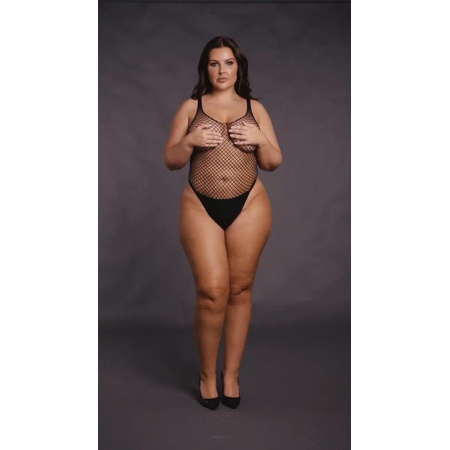 Body with fishnet structure. - 7