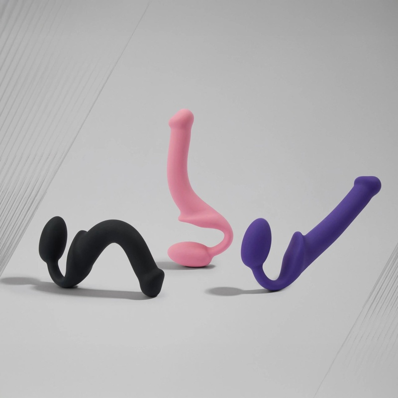 SEMI-REALISTIC BENDABLE STRAP-ON PINK - M - 7