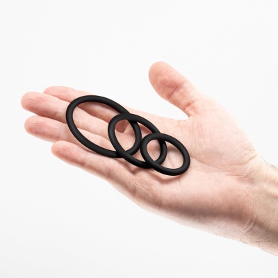 Zestaw pierścieni erekcyjnych Bandoleros 3 sztuki – silikon, czarny, rozmiary S (3 cm), M (4 cm), L (5 cm) - 1 2