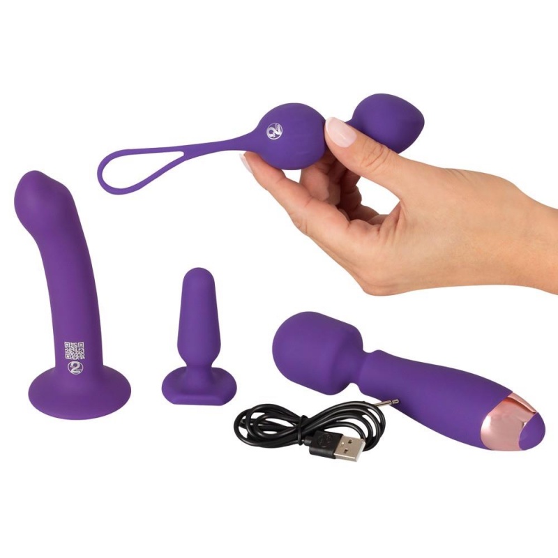 Zestaw erotyczny Magic Shiver Feminine – 4 silikonowe akcesoria dla kobiet: dildo z przyssawką 16,6 cm, korek analny 5 cm, kulki - 3