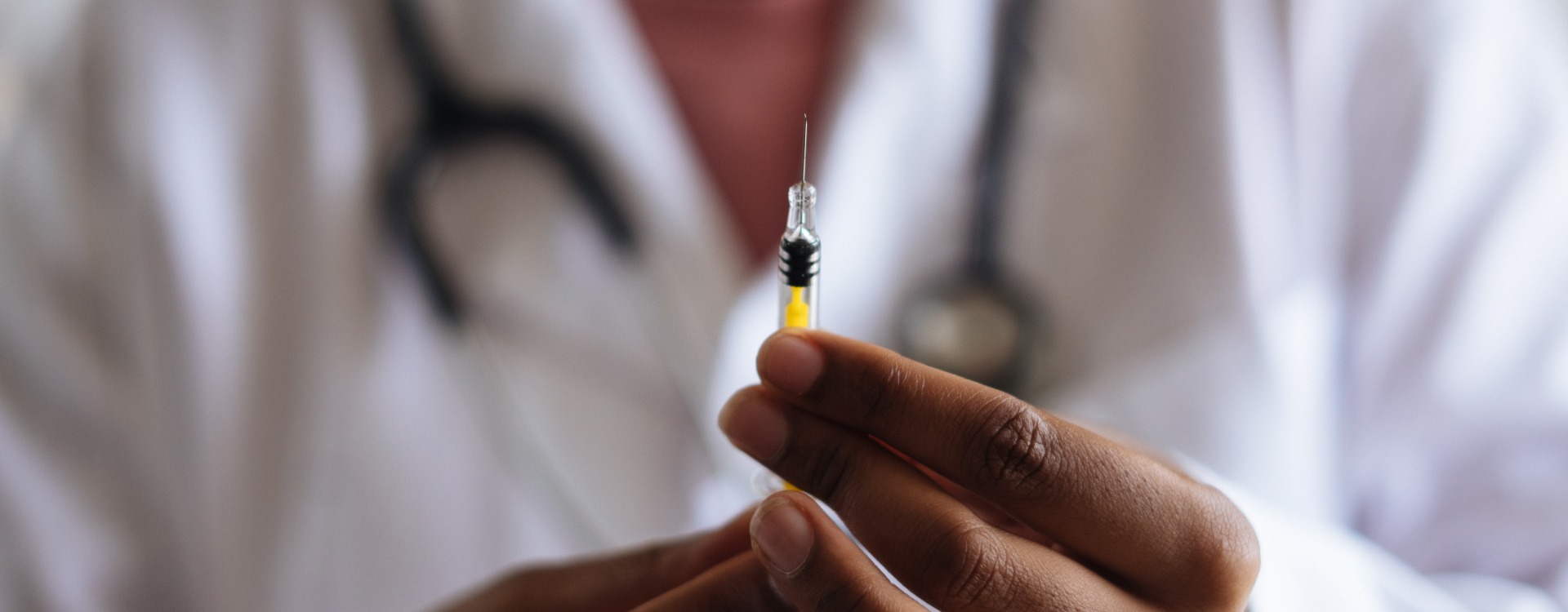 Jak uniknąć chorób przenoszonych drogą płciową?